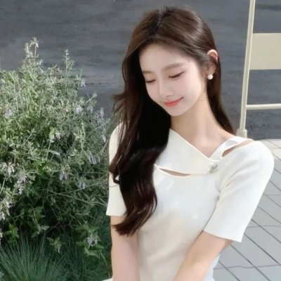 圈养的妇女